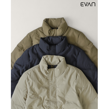 Arctic Shield: The Ultimate Men’s Insulated Down Jacket