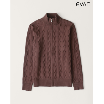 Heritage Cable: The Essential Men’s Full-Zip Knit Sweater