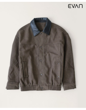  Elevated Casual: The Men's Contrast Collar Bomber Jacket