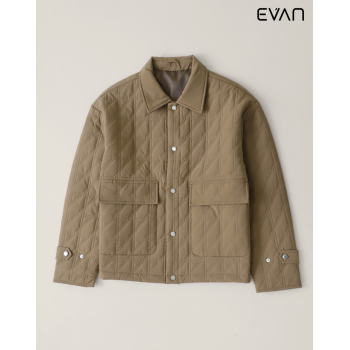 Diamond Quilted Jacket: Lightweight Warmth