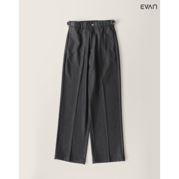 Wide-Leg Pant: Modern Comfort