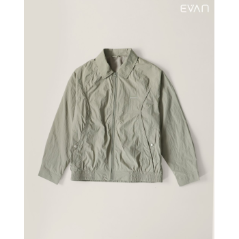Lightweight Collared Jacket: Modern Utility