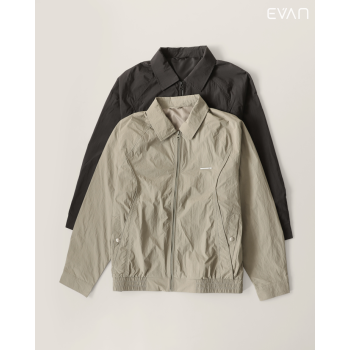 Lightweight Collared Jacket: Modern Utility