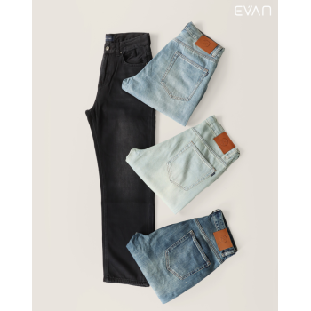 Classic Fit Denim: Modern & Versatile