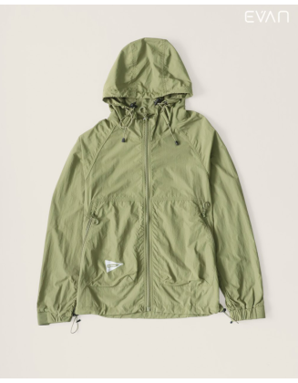 Hooded Windbreaker: Lightweight & Ready