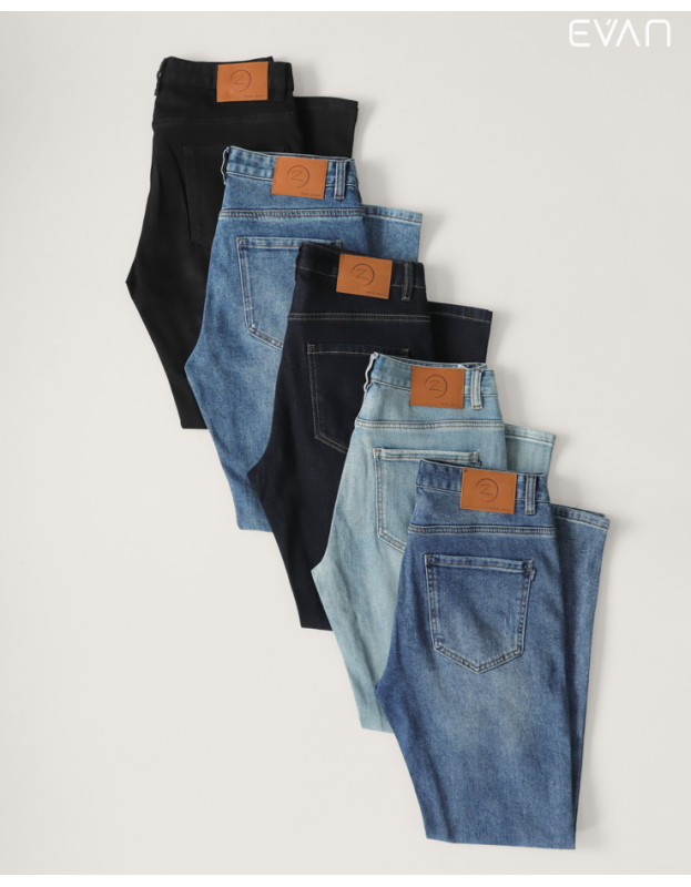Classic Straight-Leg Jeans: Your Everyday Essential