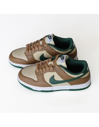 SB Dunk Sneaker