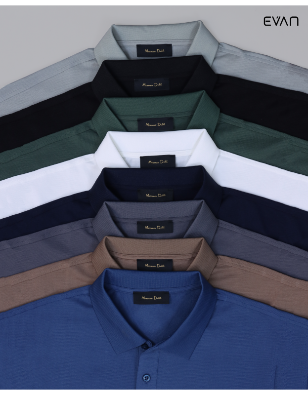 Classic Polo for a Smart-Casual Look