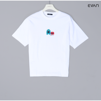 Minimalistic Graphic Print T-shirt