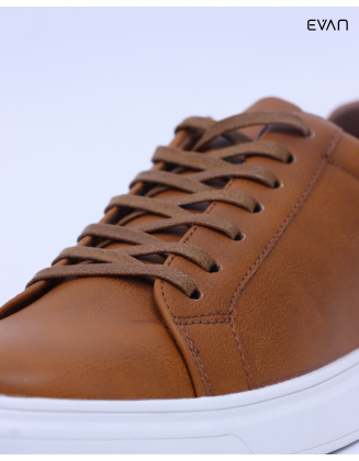 Versatile Everyday Sneakers
